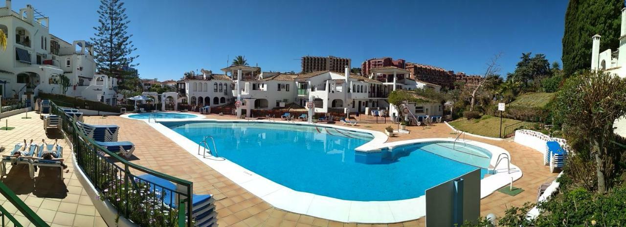 Апартаменты Pueblo Blanco Бенальмадена Экстерьер фото