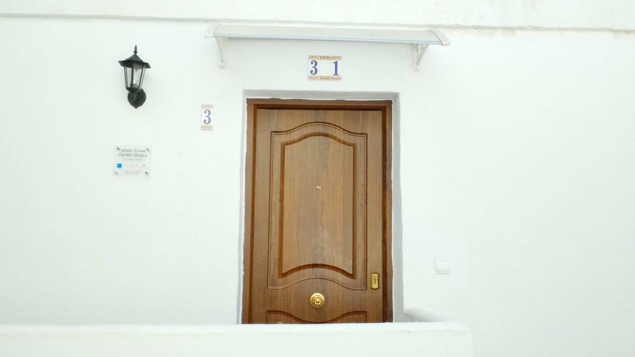 Апартаменты Pueblo Blanco Бенальмадена Экстерьер фото